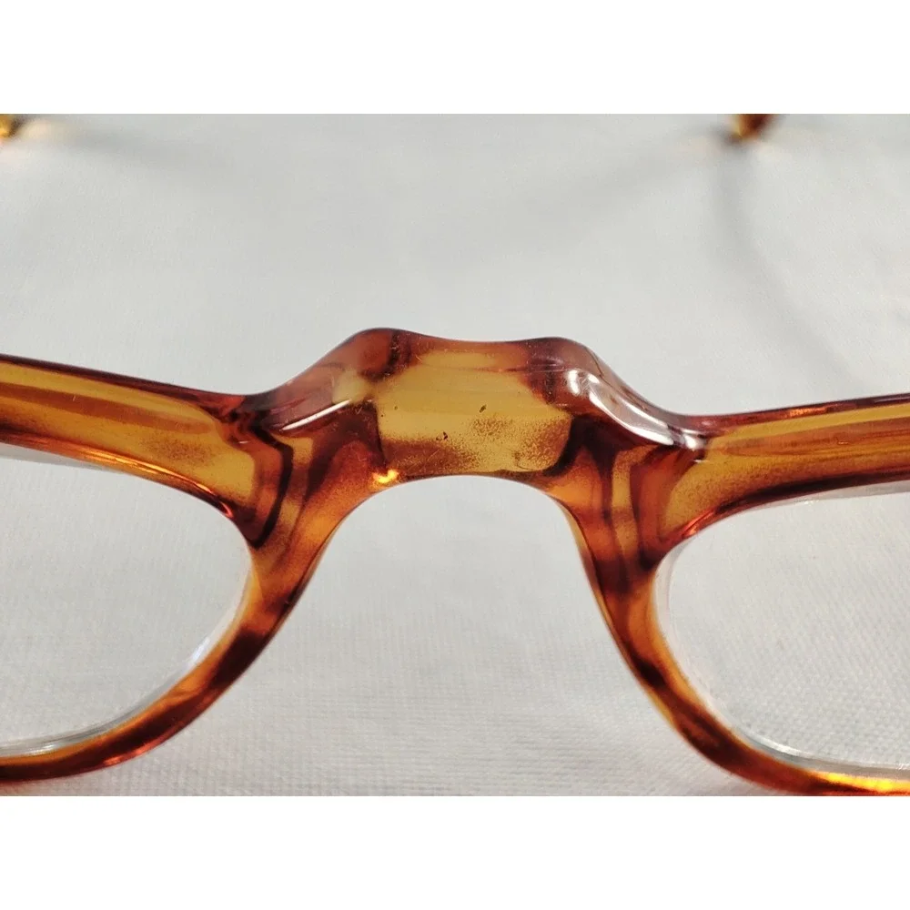 Vintage‎ Cool-Ray Tortoise Eyeglass Frames Taiwan ROC Rectangular Retro Style